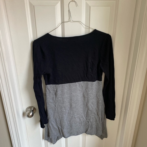 Style&Co Colorblock Hankerchief Black and Grey Sweater - Picture 3 of 3